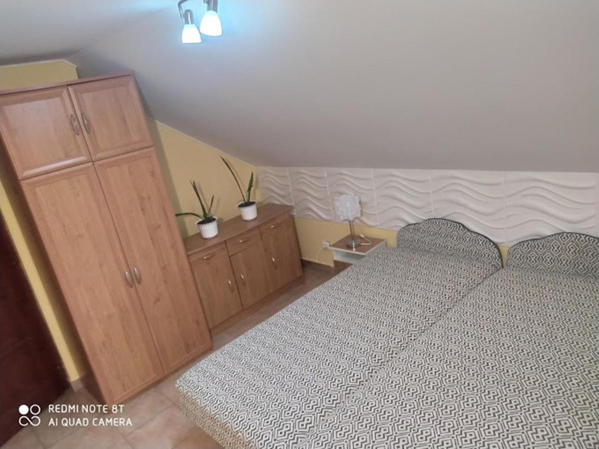 Bazsi Apartman Hajduszoboszlo Exterior photo