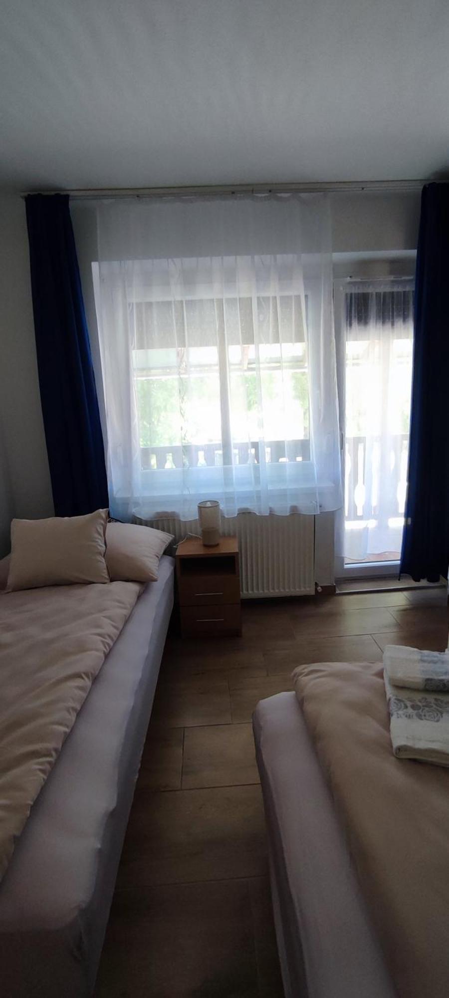 Bazsi Apartman Hajduszoboszlo Exterior photo