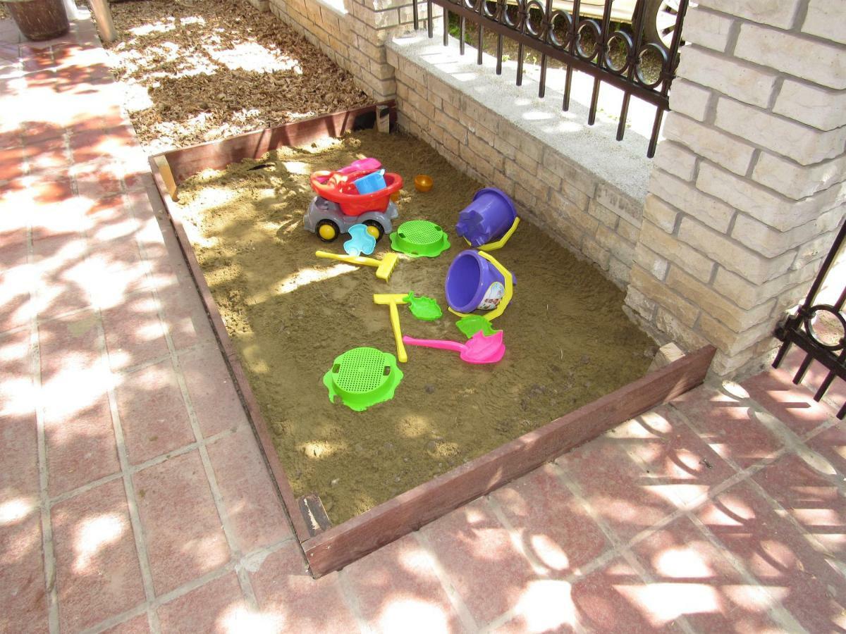 Bazsi Apartman Hajduszoboszlo Exterior photo